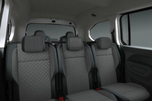 Opel COMBO nuomojama masina