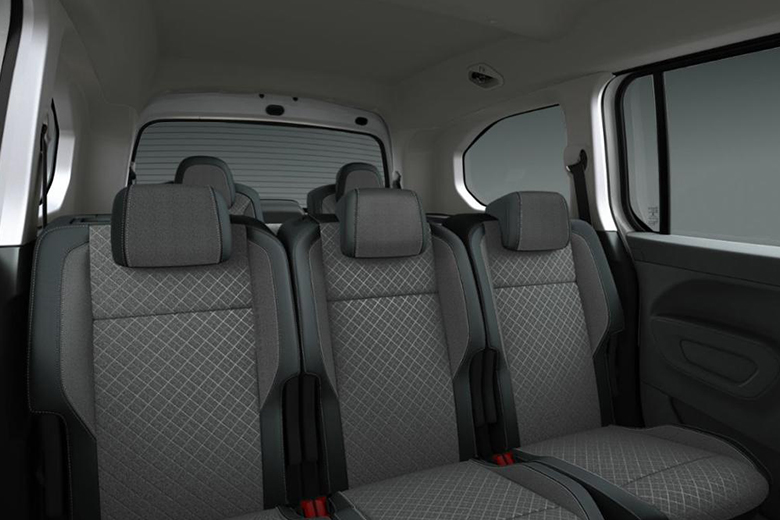 Opel COMBO nuomojama masina