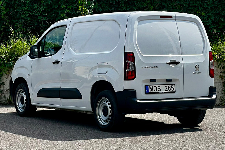 Peugeot PARTNER nuomojama masina