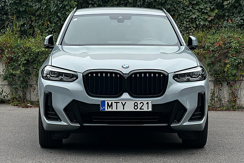 BMW X3 nuomojama masina