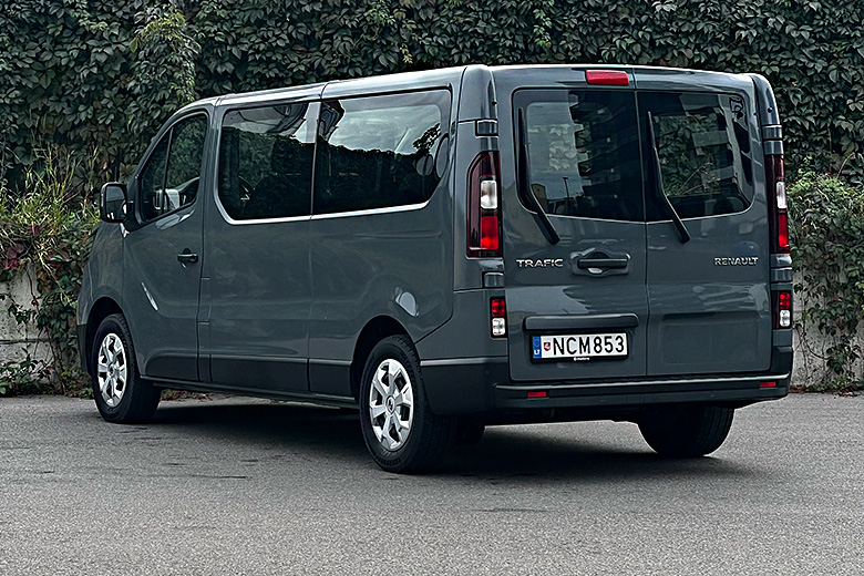 Renault TRAFIC nuomojama masina