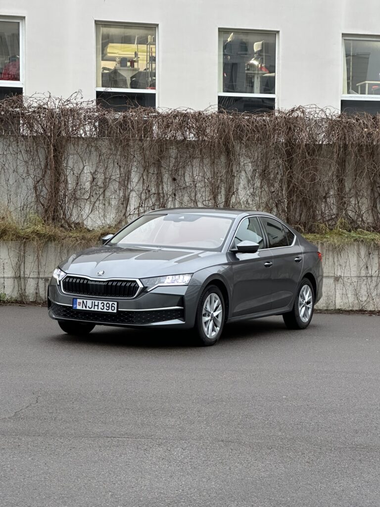 Skoda OCTAVIA nuomojama masina