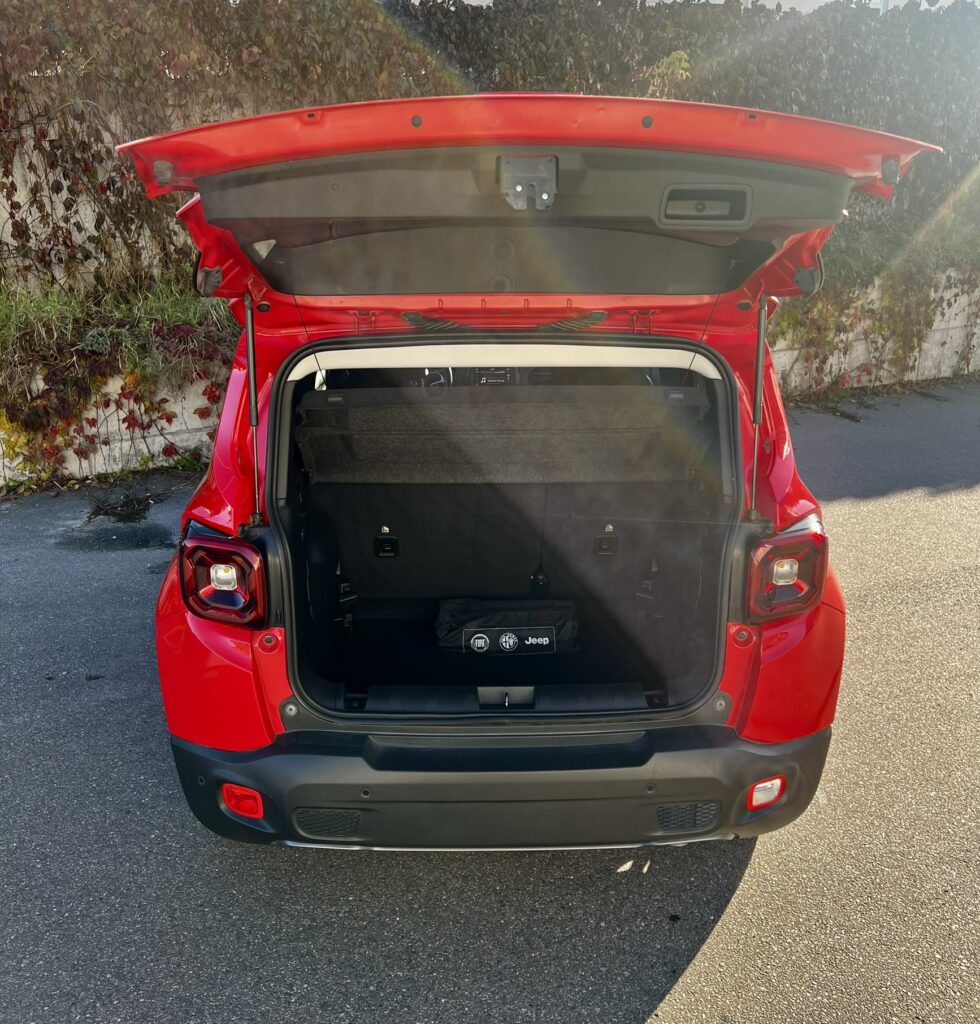 Jeep RENEGADE nuomojama masina