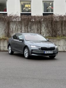 Skoda OCTAVIA nuomojama masina