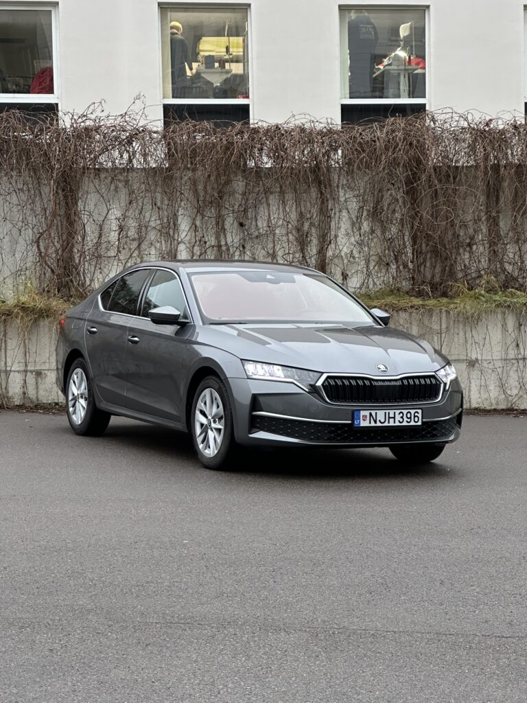 Skoda OCTAVIA nuomojama masina