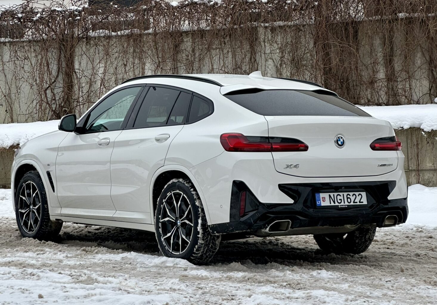 BMW X4 nuomojama masina