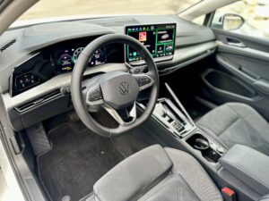 Volkswagen GOLF nuomojama masina