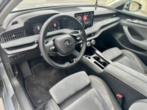 Skoda SUPERB nuomojama masina