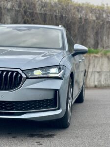 Skoda SUPERB nuomojama masina