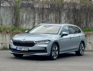 Skoda SUPERB nuomojama masina