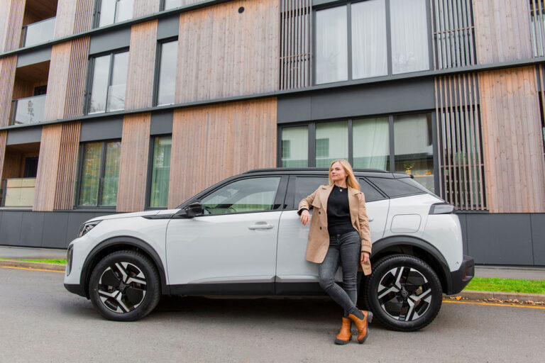 Ilgalaikė automobilių nuoma: kokios paslaugos slepiasi po šiuo terminu?